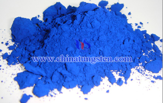 青いタングステン酸化物の写真